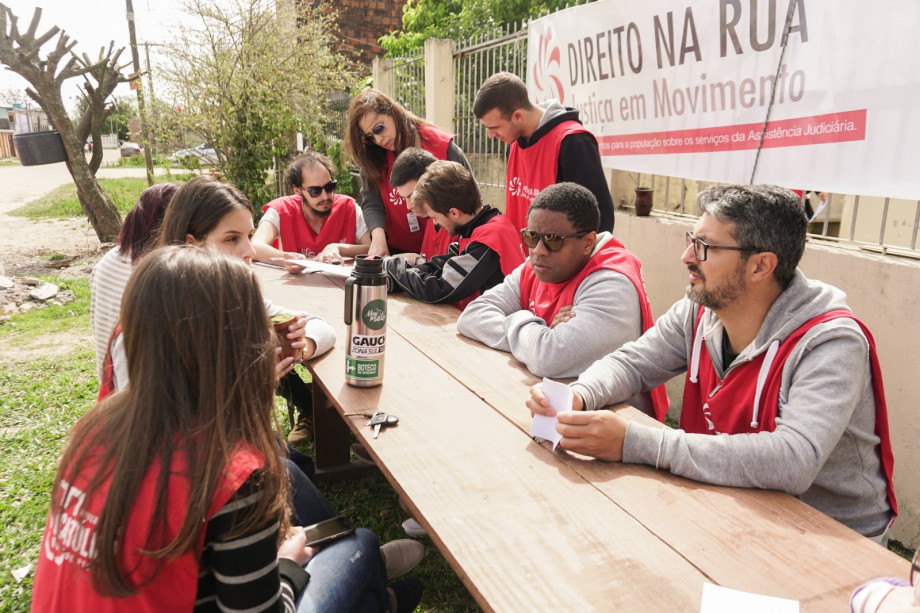 Projeto Direito na Rua, da UCPel, promove assistência jurídica na Vila Farroupilha