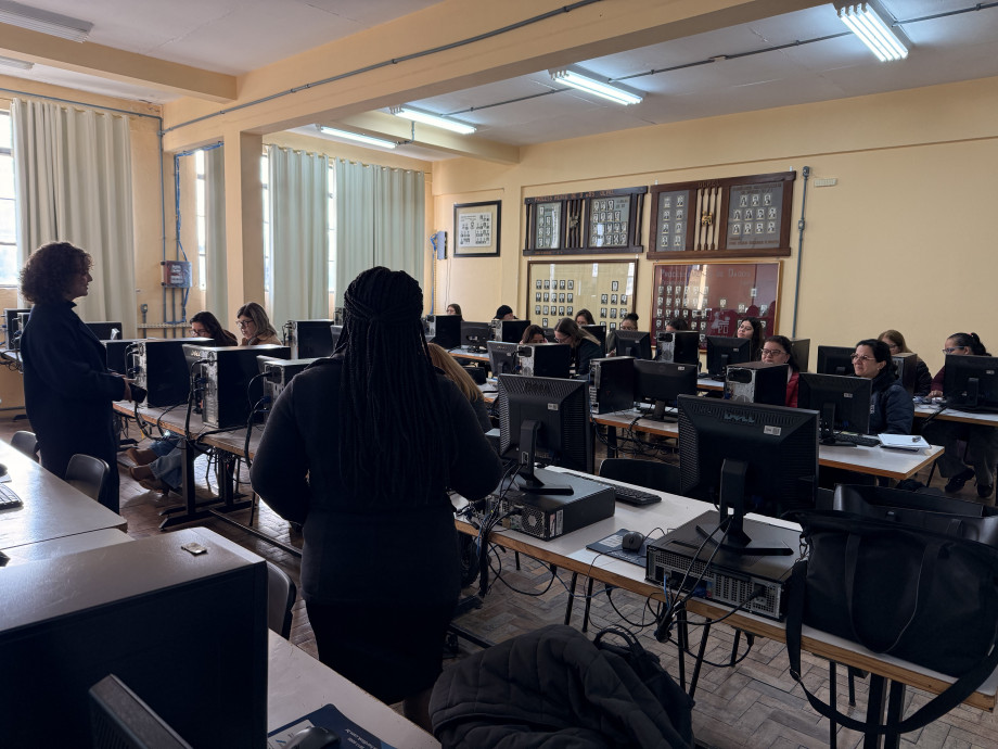 Projeto TEIA da UCPel promove capacitação em inteligência artificial para professores