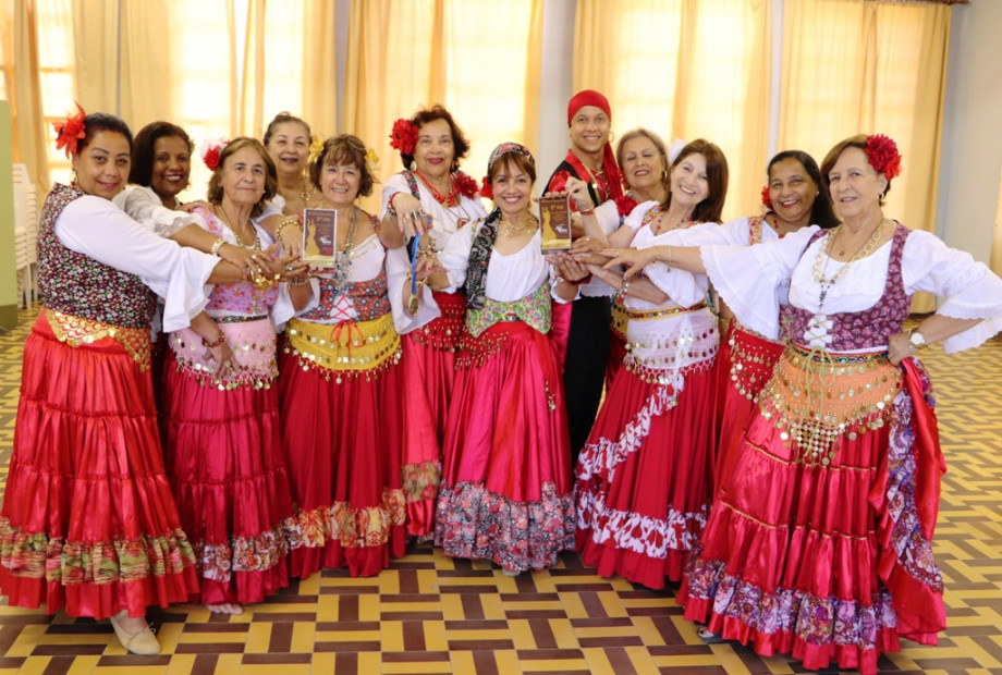 Grupo de dança do CETRES vence concurso internacional