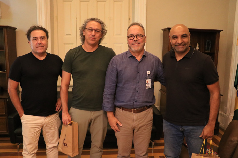 Reitor da UCPel recebe visita de investidores da SAF GE Brasil