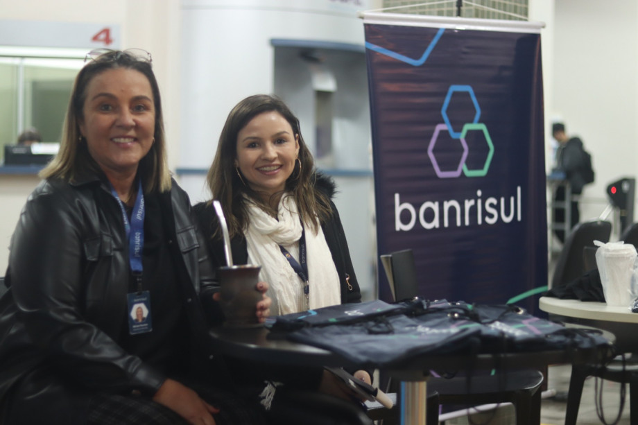 UCPel e Banrisul firmam parceria para facilitar acesso ao crédito universitário