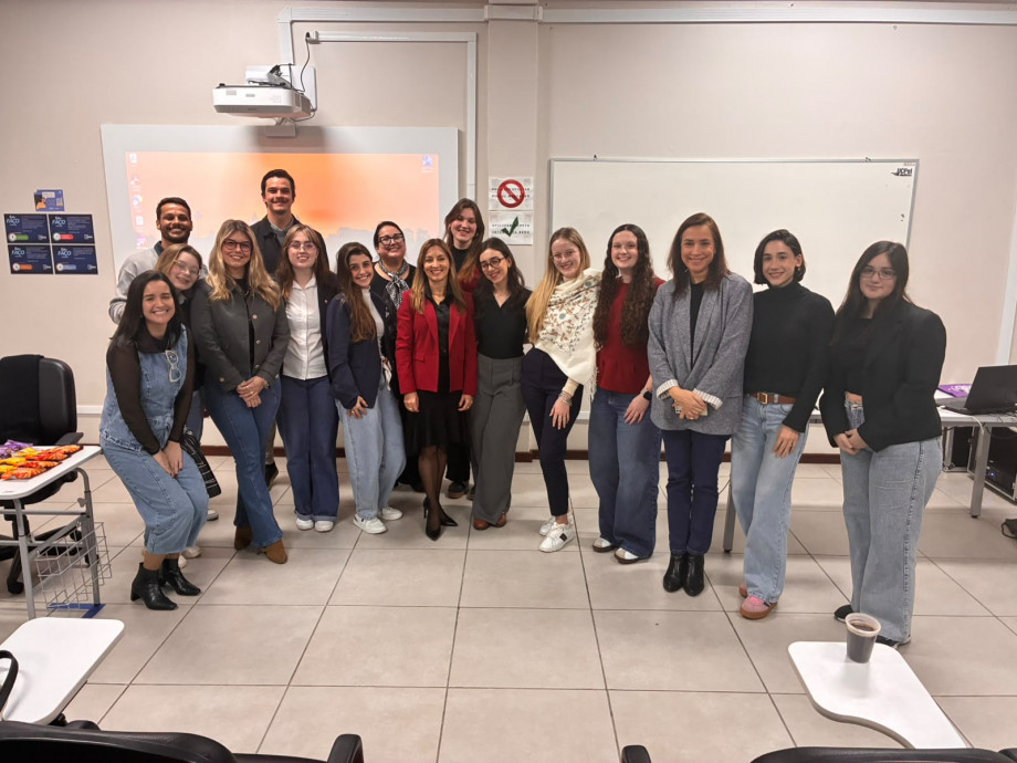 UCPel realiza encontro do projeto Elas no Direito