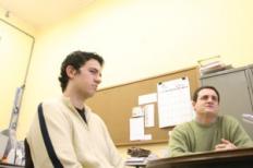 Aluno da Economia da Católica é aprovado para atuar como Agente Autônomo de Investimento