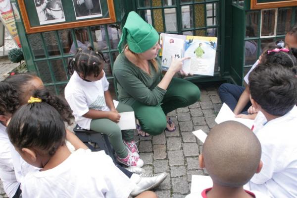 Quiosque Nelson Nobre recebe Hora do Conto nesta quinta-feira (17)