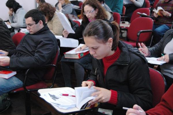 Candidatos realizam Prova de Proficiência na UCPel