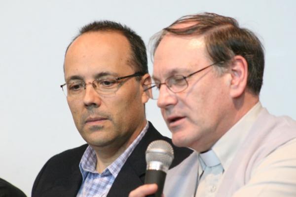 Chanceler da Universidade anuncia novo reitor