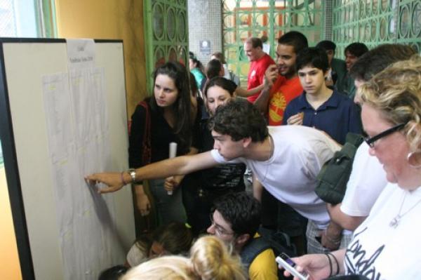 Listão de aprovados no Vestibular de Fevereiro é divulgado