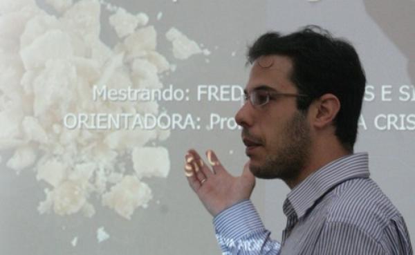 Compreensão leitora de usuários de crack é assunto de dissertação