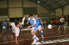 UCPEL goleia Cerro Largo em casa por  8 X 3