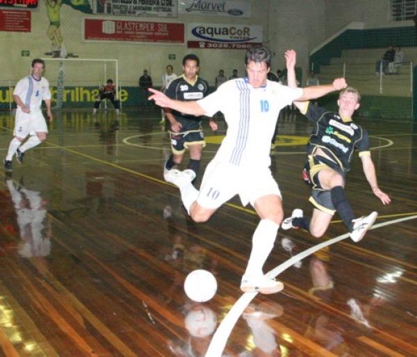 Com vitória, UCPel conquista primeiro lugar na chave