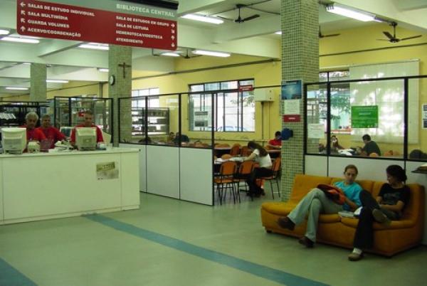 Bibliotecas da UCPel retornaram nesta quarta (09)