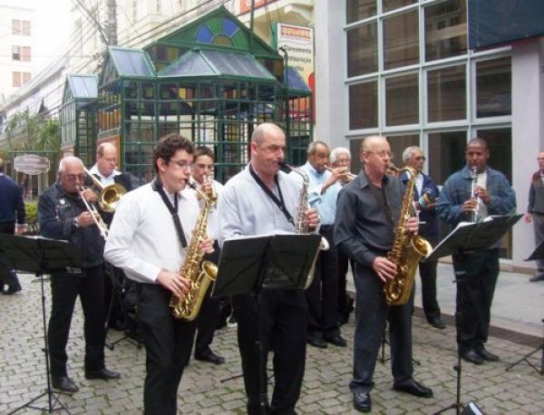 Quiosque Nelson Nobre Magalhães é reaberto