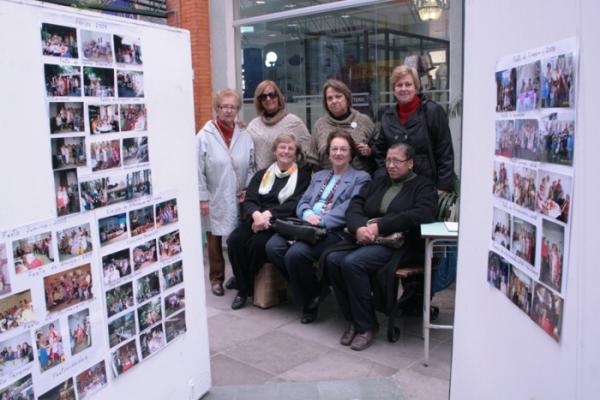 Exposição de fotos marca aniversário de projeto