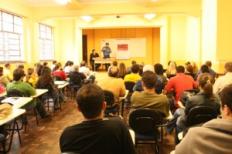 Café com Direito reúne alunos para debate na UCPel