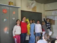 Acadêmica de Pedagogia da UCPel envolve crianças em projeto de aprendizagem