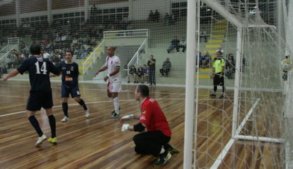 UCPel goleia pelo Estadual de Futsal Série Prata