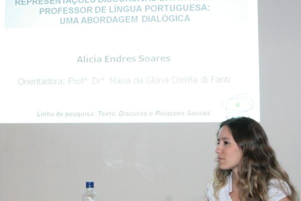 Dissertação enfoca ensino de Português nas escolas