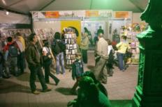 Educat realiza sessões de autógrafos na Feira do Livro