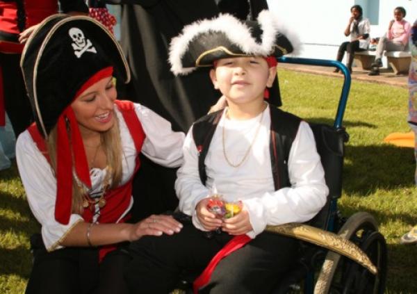 Pacientes infantis ganham festa na Clínica de Fisioterapia