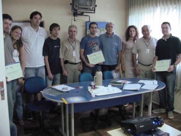 Ciemsul entrega certificados