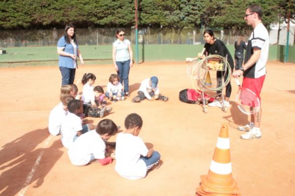 Parque Tênis oferece recreação para crianças do São Luiz Gonzaga