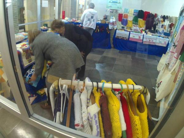 Cetres promove bazar com venda de artesanato para o Dia das Mães
