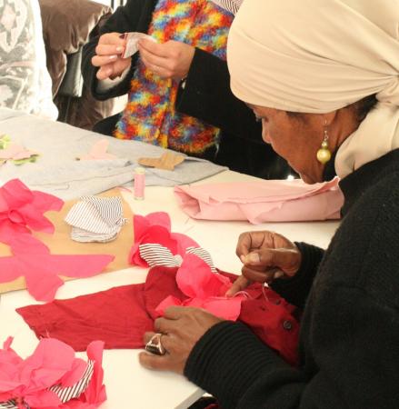 Oficina de Moda auxilia na reabilitação de usuárias do CAPS Escola