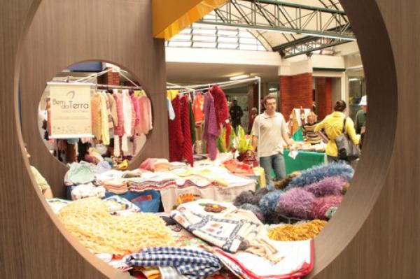 Economia Solidária realiza Feira na Católica