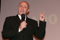 Administração promove palestra com Dado Schneider