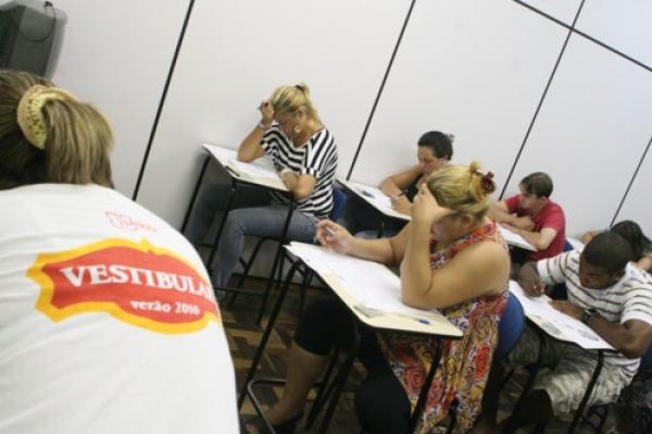 Direito é o curso mais disputado no Vestibular de domingo
