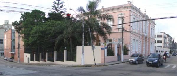 Católica fecha hoje e volta na quarta-feira (17)