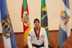 Atleta do HUSFP participa de Campeonato Gaúcho de Muay Thai