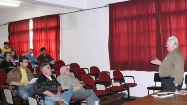 Explanação sobre filosofia africana encerra evento