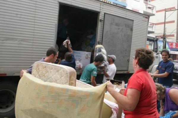 UCPel encaminha doações a São Lourenço do Sul