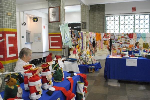 Bazar de Natal do Cetres ocorre até sexta (07) na UCPel