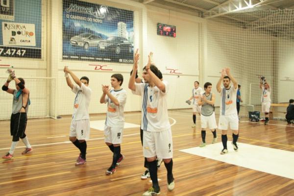 UCPel joga domingo pela semifinal