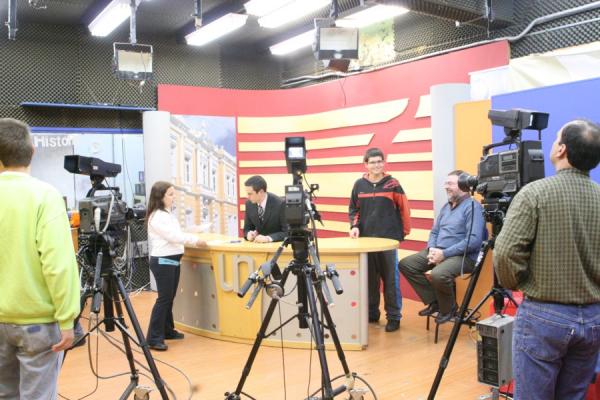 TV UCPel participa de encontro com emissoras universitárias gaúchas
