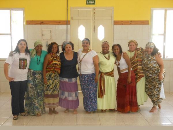 Dança homenageia mulheres negras no Lar São Luiz Gonzaga