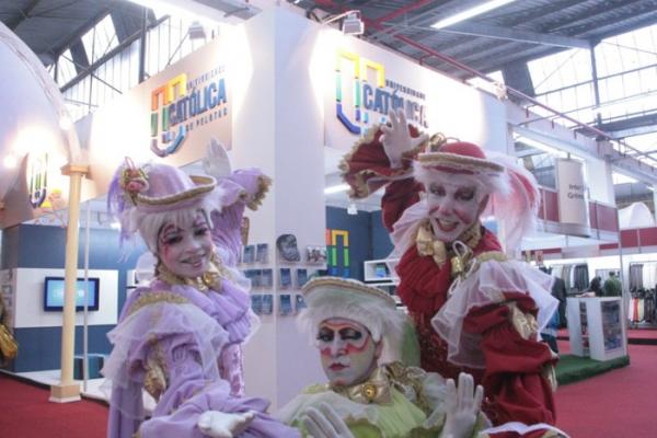 Lançamento do Balanço Social e contrato com o Tholl são realizados na Fenadoce