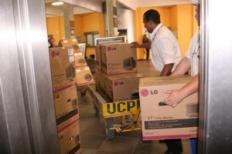 Católica recebe 170 computadores