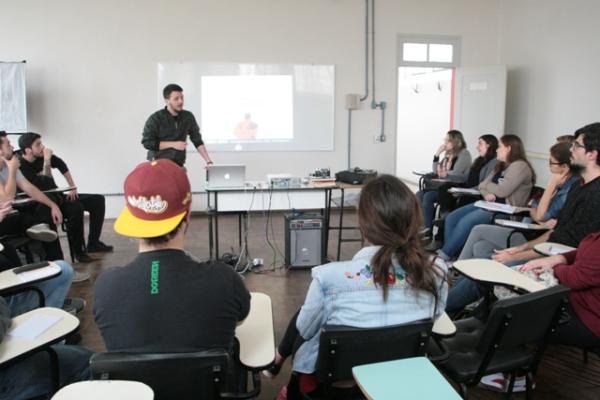 Curso em andamento na UCPel ensina a produzir conteúdo audiovisual
