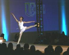 Luíza Yuk visita a Reitoria da UCPel