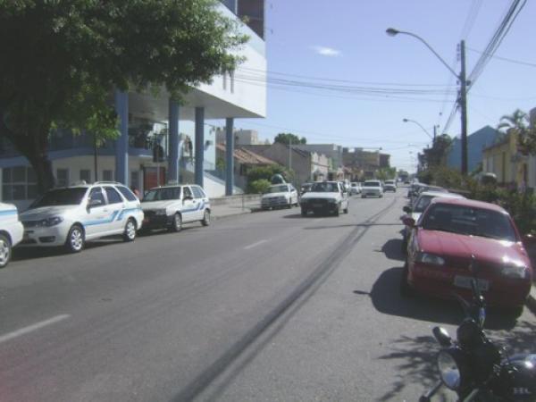 Falta de sinalização adequada em frente ao HUSFP causa mais um acidente