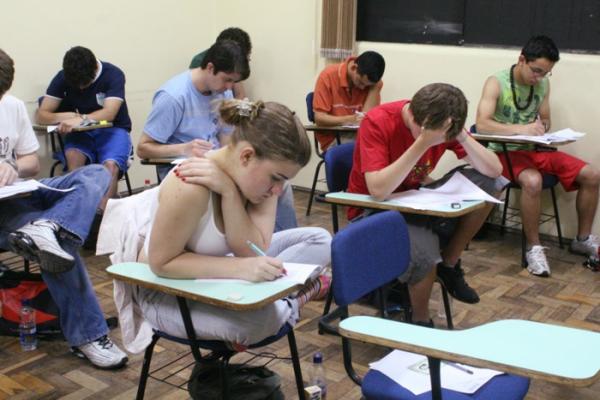 Católica aguarda vestibulandos neste domingo (27)