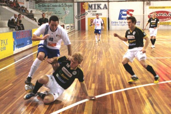 UCPel supera ASTF na estreia da segunda fase