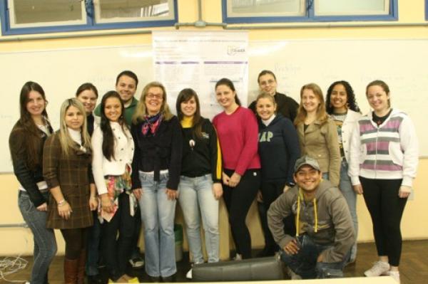 Professora da Católica participa de encontro em Recife
