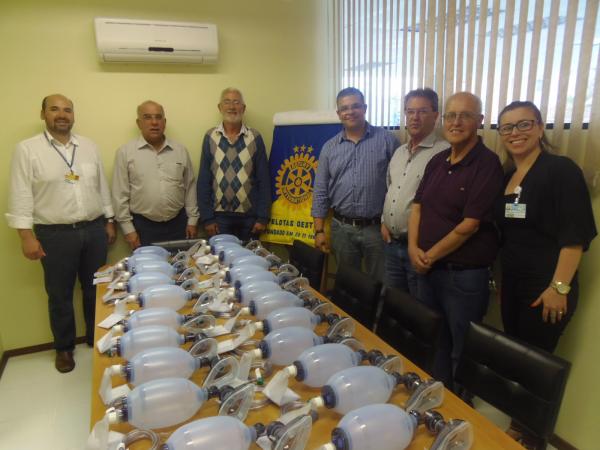 HUSFP recebe doação do Rotary Clube Oeste