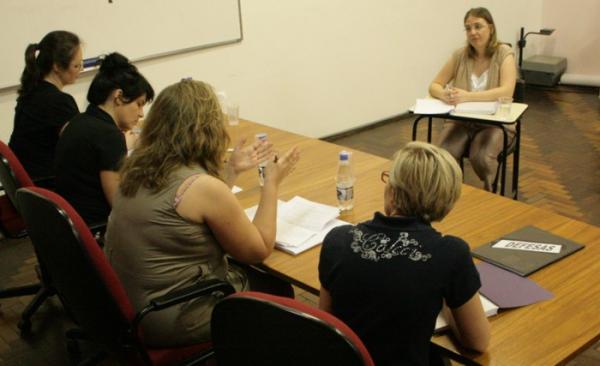 PPGL realiza defesa de tese