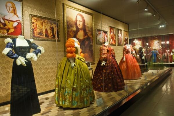 Museu da Moda de Canela é alvo de exploração de estudantes