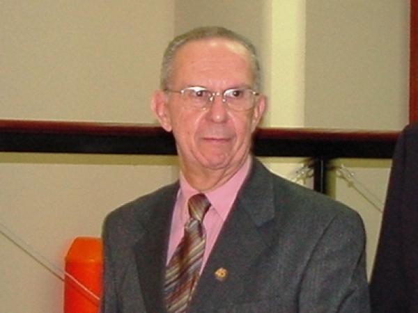 Proença busca recursos para o PS em Brasília